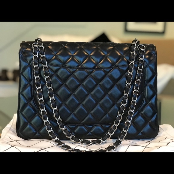 CHANEL MAXI CLASSIC DOUBLE FLAP BAG/BLACK LAMBSKIN - Picture 2 of 8